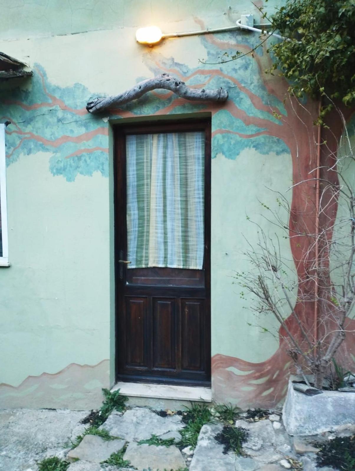 בית הארחה Làconi 	Country Living School מראה חיצוני תמונה